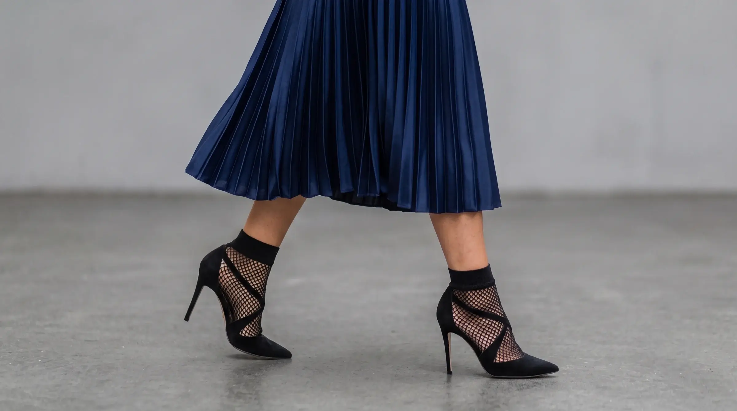 ribbed v neck bodycon dress Eterne Racerback Midi in Black Dress's Color:15#-Navy blue Polyamide 22.0% 1920s velvet dress Table Runner 48 Inch