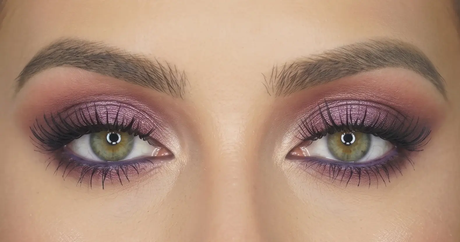 Purple eyeshadow on green eyes